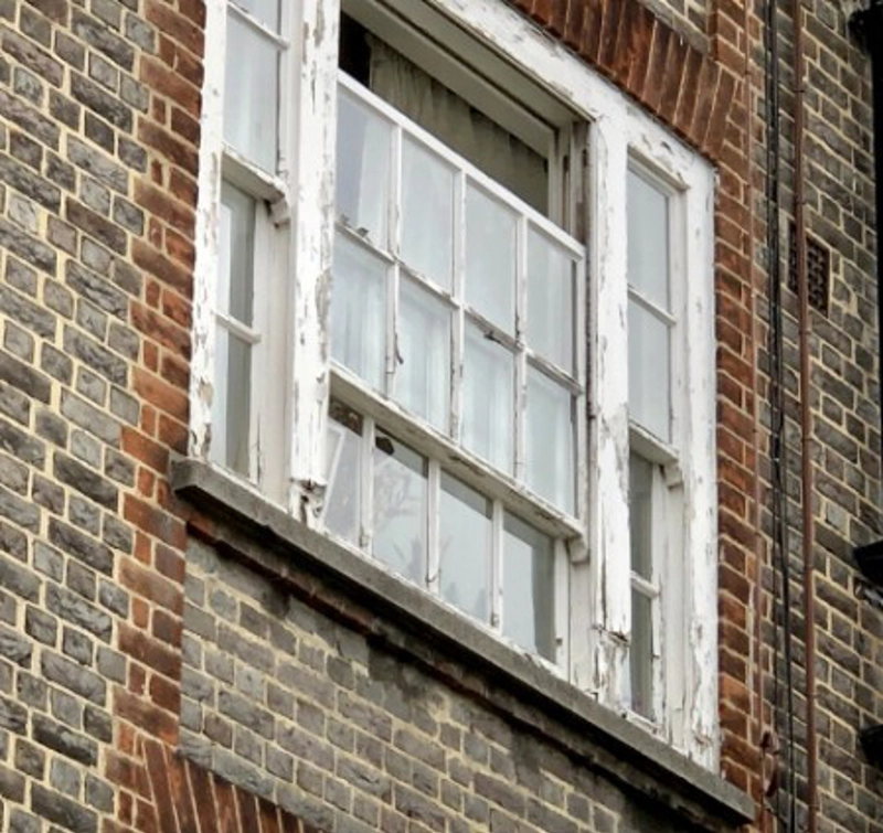 Timber sash window